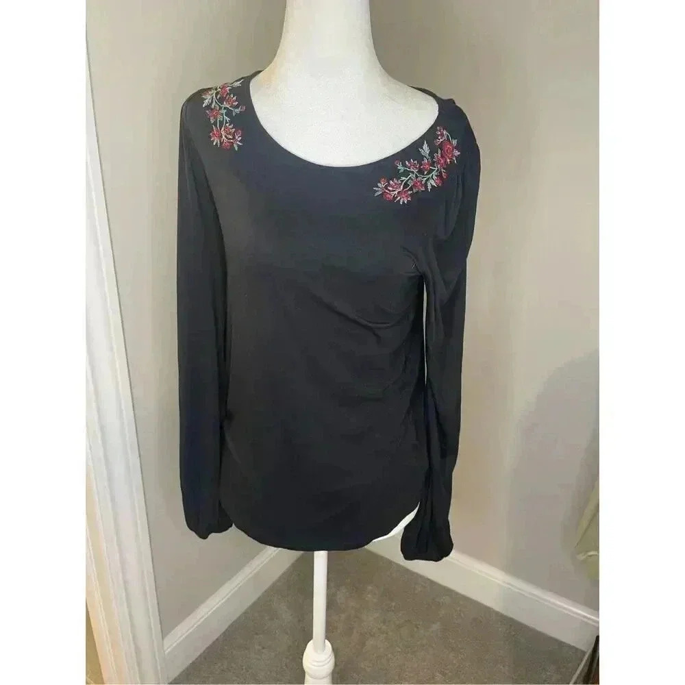 American Eagle Women's M Black Floral Embroidered‎ Long Sleeve Blouse